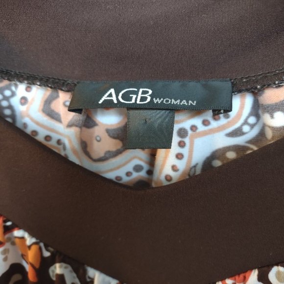 AGB Woman 2X Floral Blouse - Picture 4 of 8